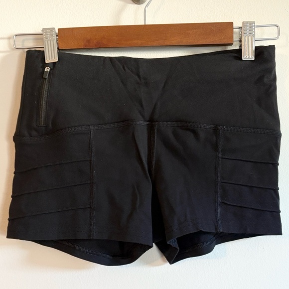 Oiselle Black Athletic Shorts - Picture 1 of 8